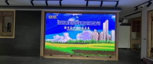 觸控延遲0.01秒 vs 0.1秒：差10倍的價(jià)格背后，會(huì)議平板觸控技術(shù)的水有多深？”